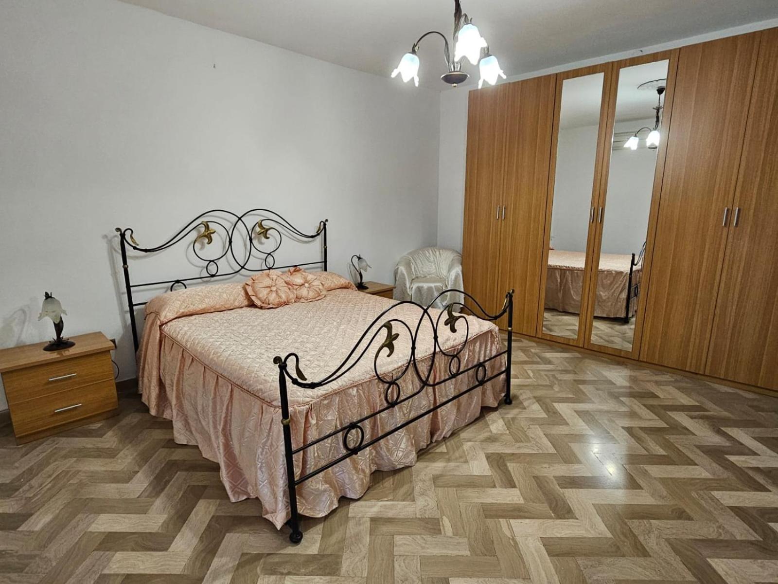 דירות פסקיצ'י Casa Luisa מראה חיצוני תמונה